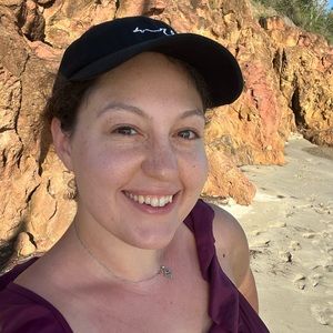 Meet your Posher, Deborah